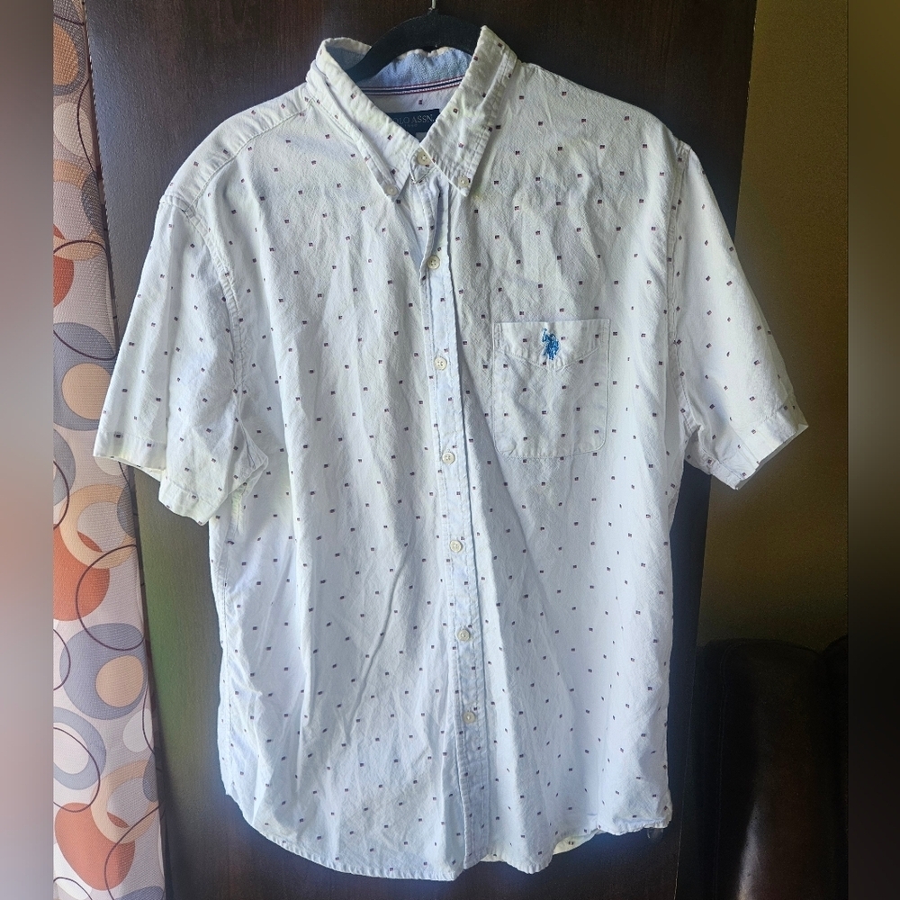 Men's U.S. Polo Assn. White Short Sleeve Shirt with Pattern Size Large